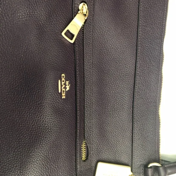 Coach Handbag - Picture 3 of 6
